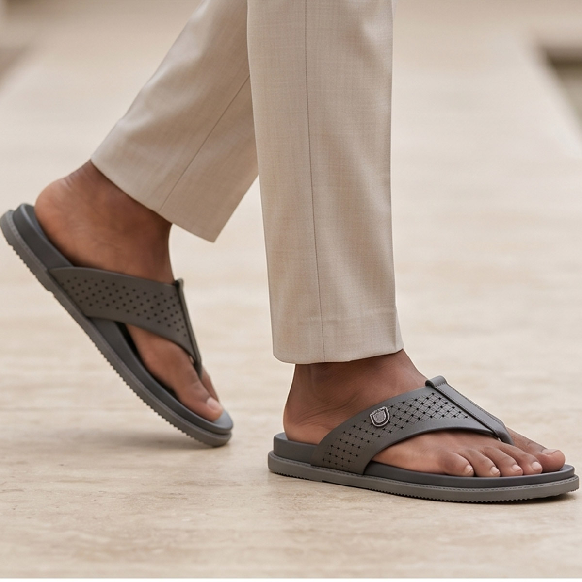 Men Jumbo Arabic Slippers