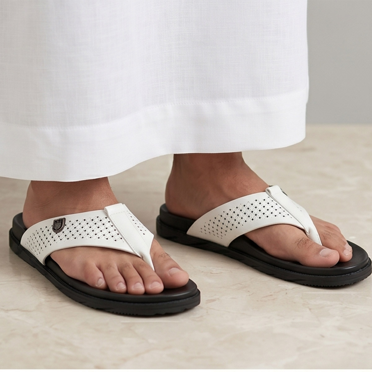 Men Jumbo Arabic Slippers