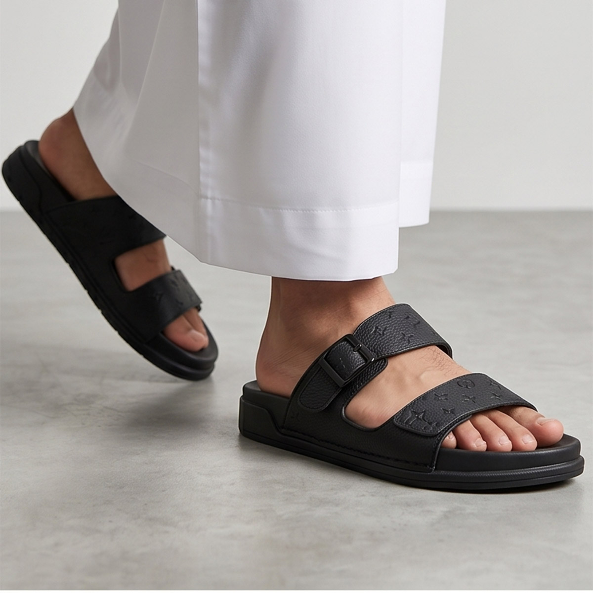 Men PU Slip-On Slippers