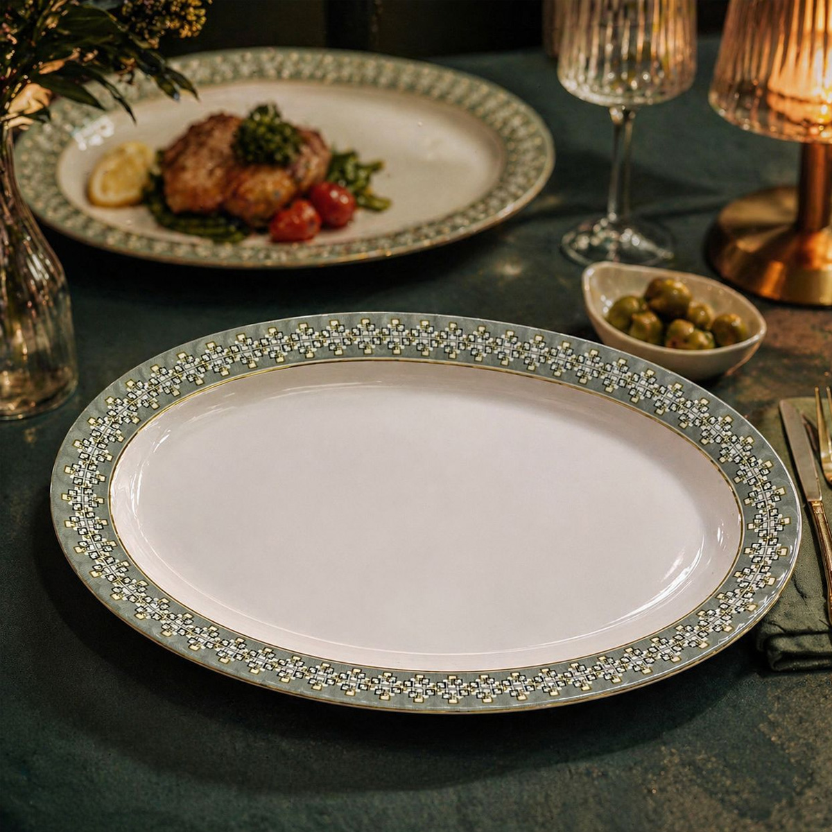 Melamine Oval Plate 17 Inch