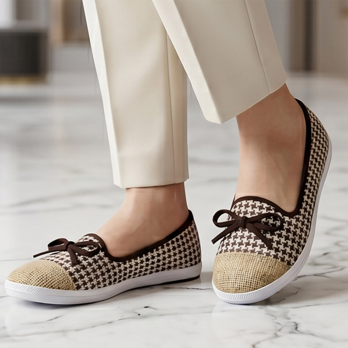 Ladies Flat Shoes