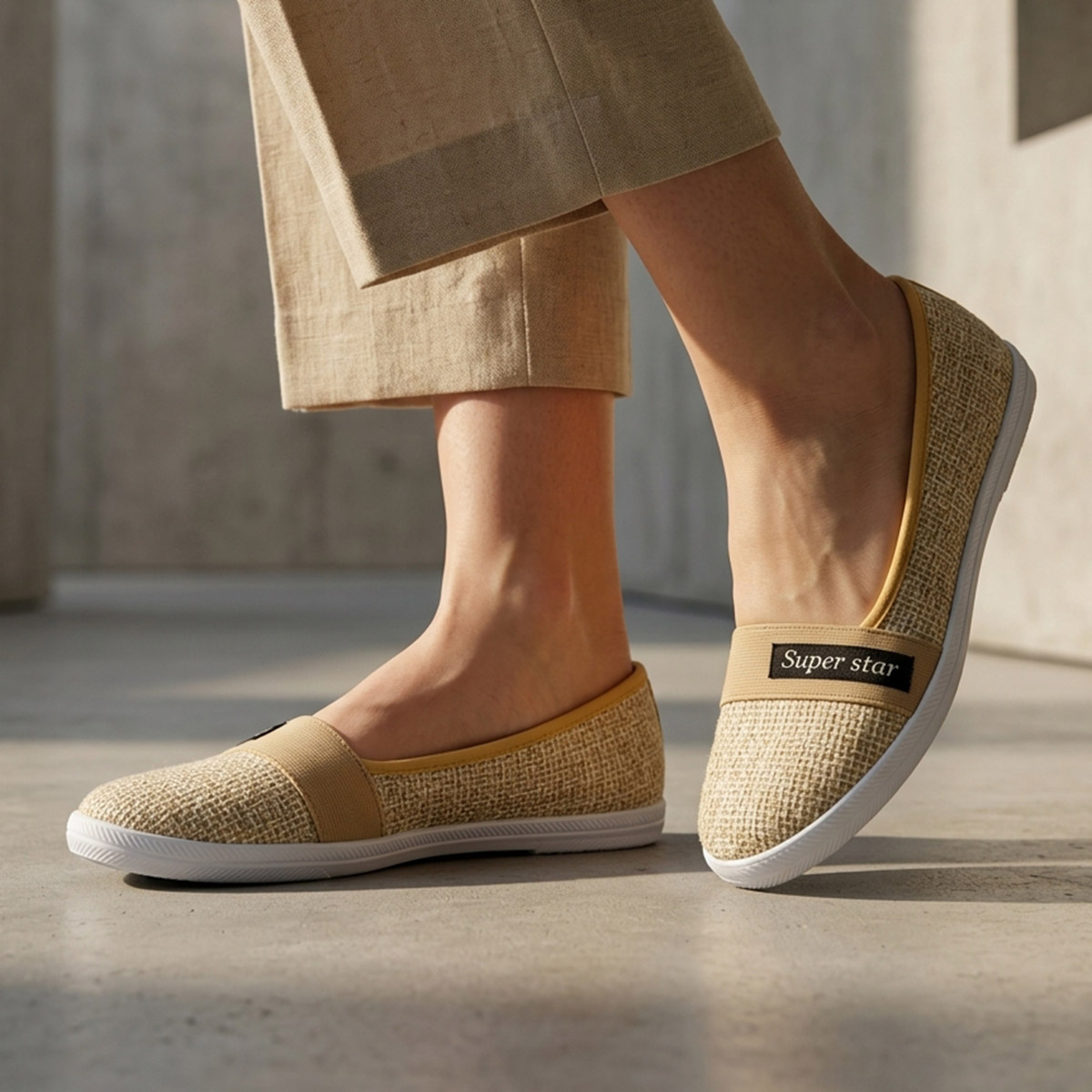 Ladies Flat Shoes