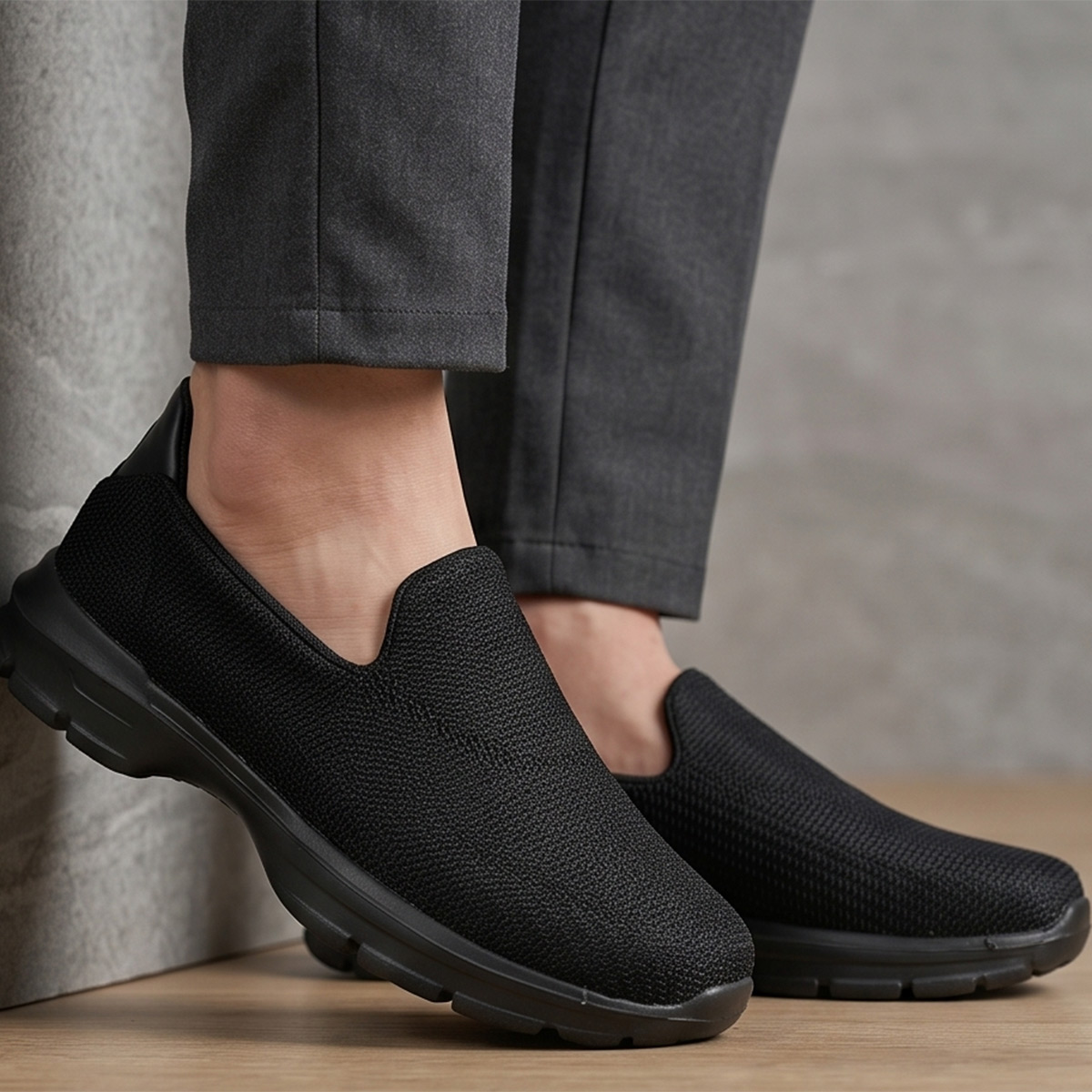 Ladies Sports Shoes