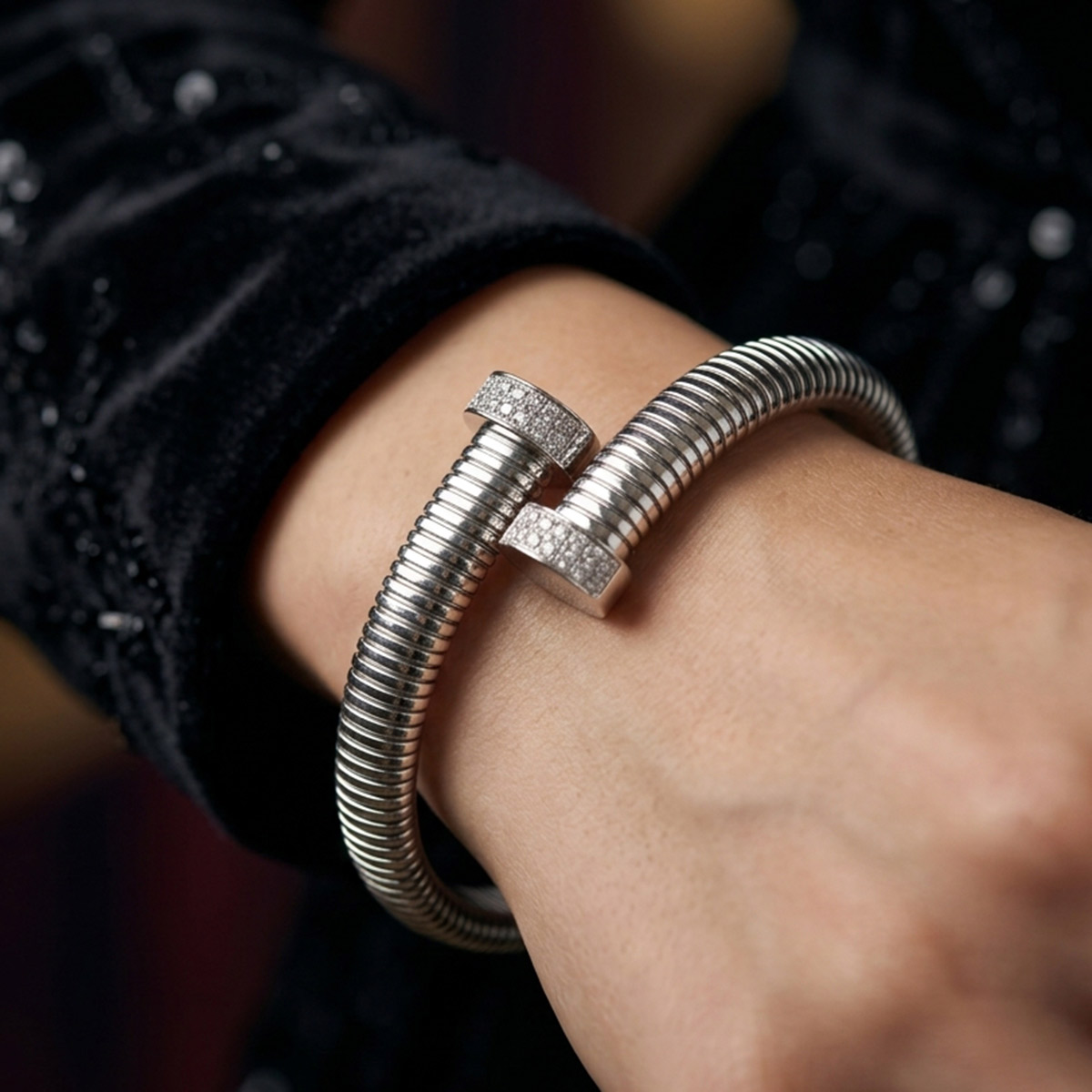 Ladies Bangle