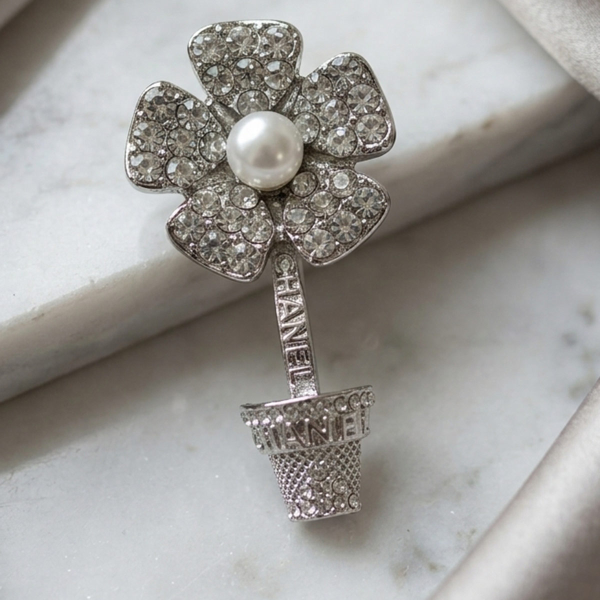 Brooch