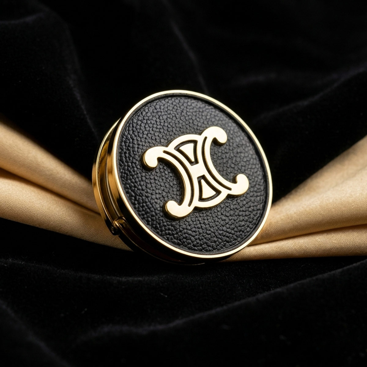Brooch