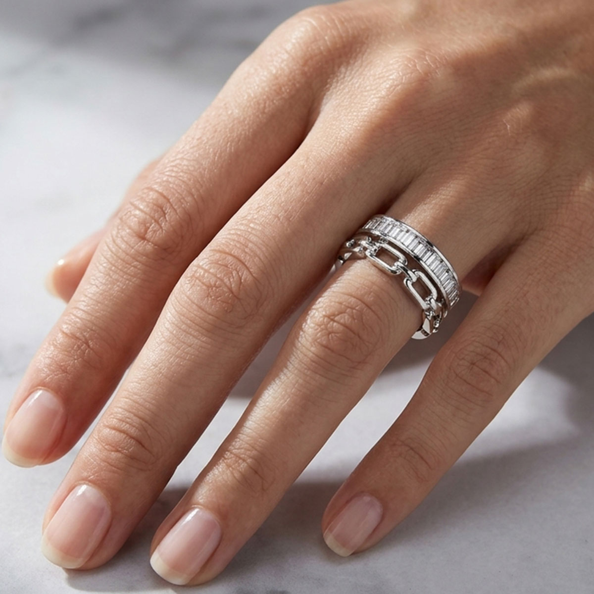Ladies Finger Ring