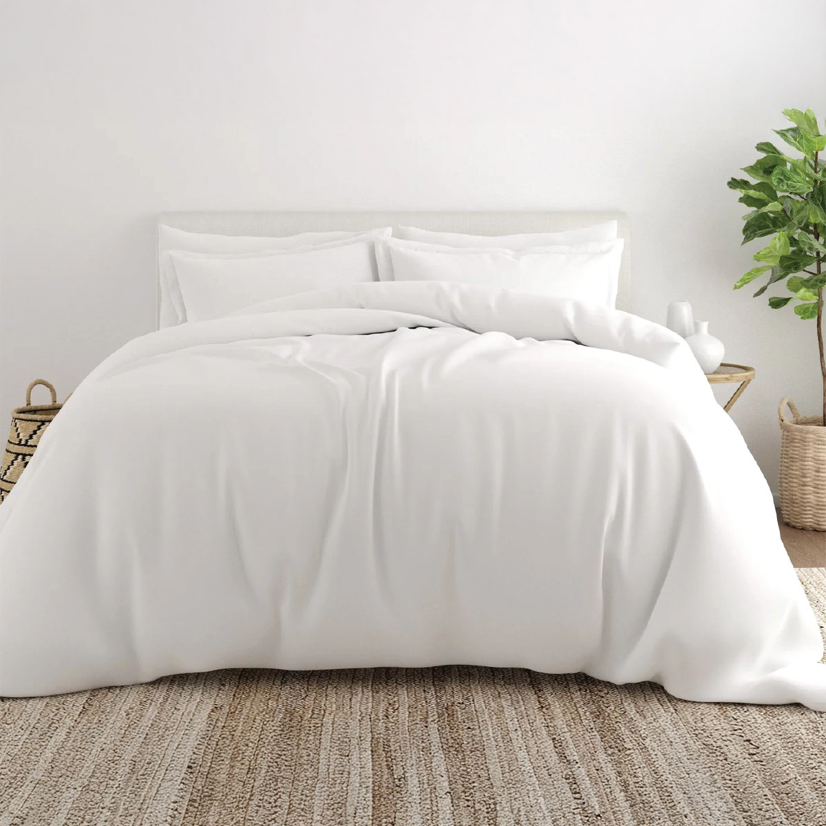 Assorted White Microfiber Duvet