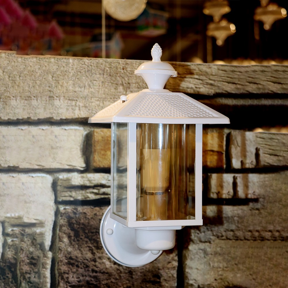 Garden Wall Light