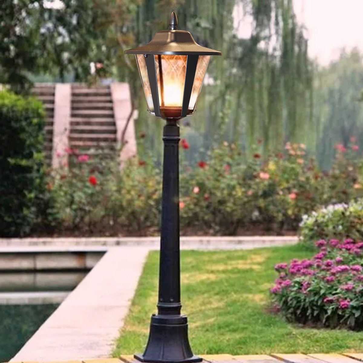 Modern Standing Light 1m