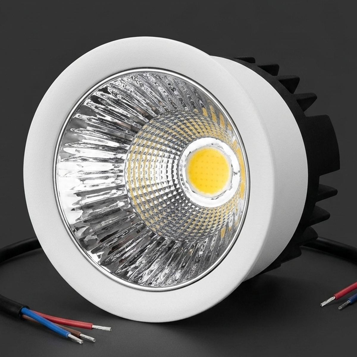 White & Gun Black LED Spot Light 7W