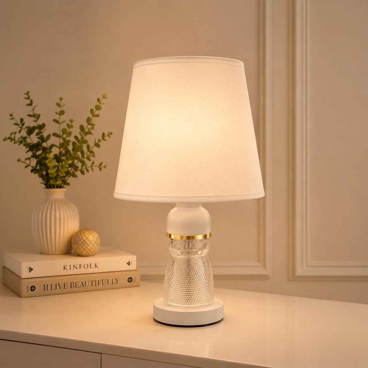 Metal Base Table Lamp