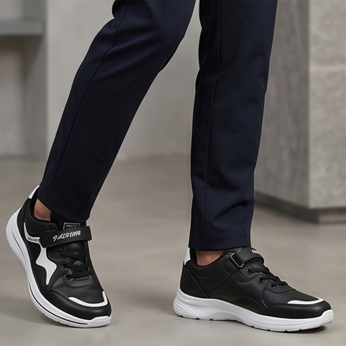 Ladies Sports Shoes
